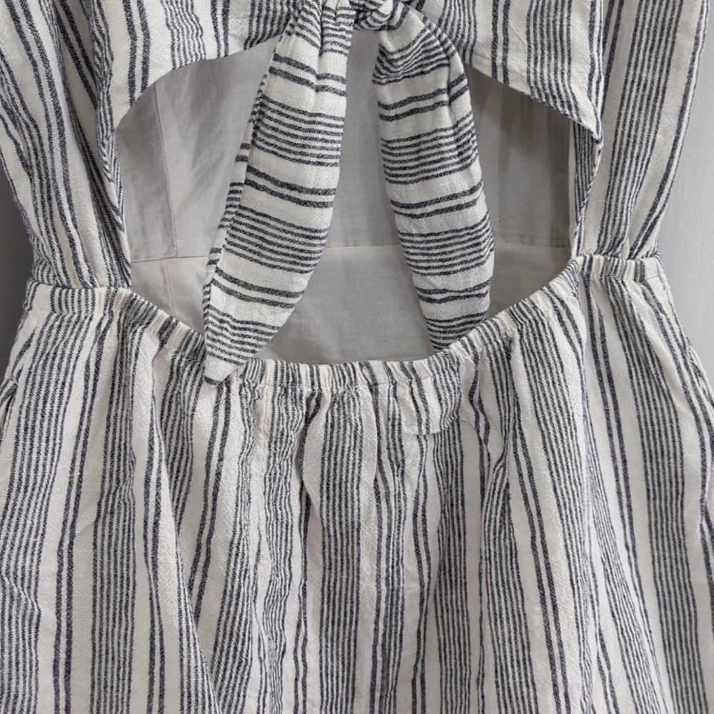 EUC Garage Dress with Tie Back - Size XS - Picture 6 of 9